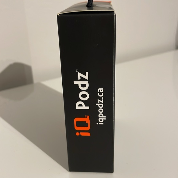 Brand New In Box iQ Podz True Wireless Headphones - Picture 2 of 6